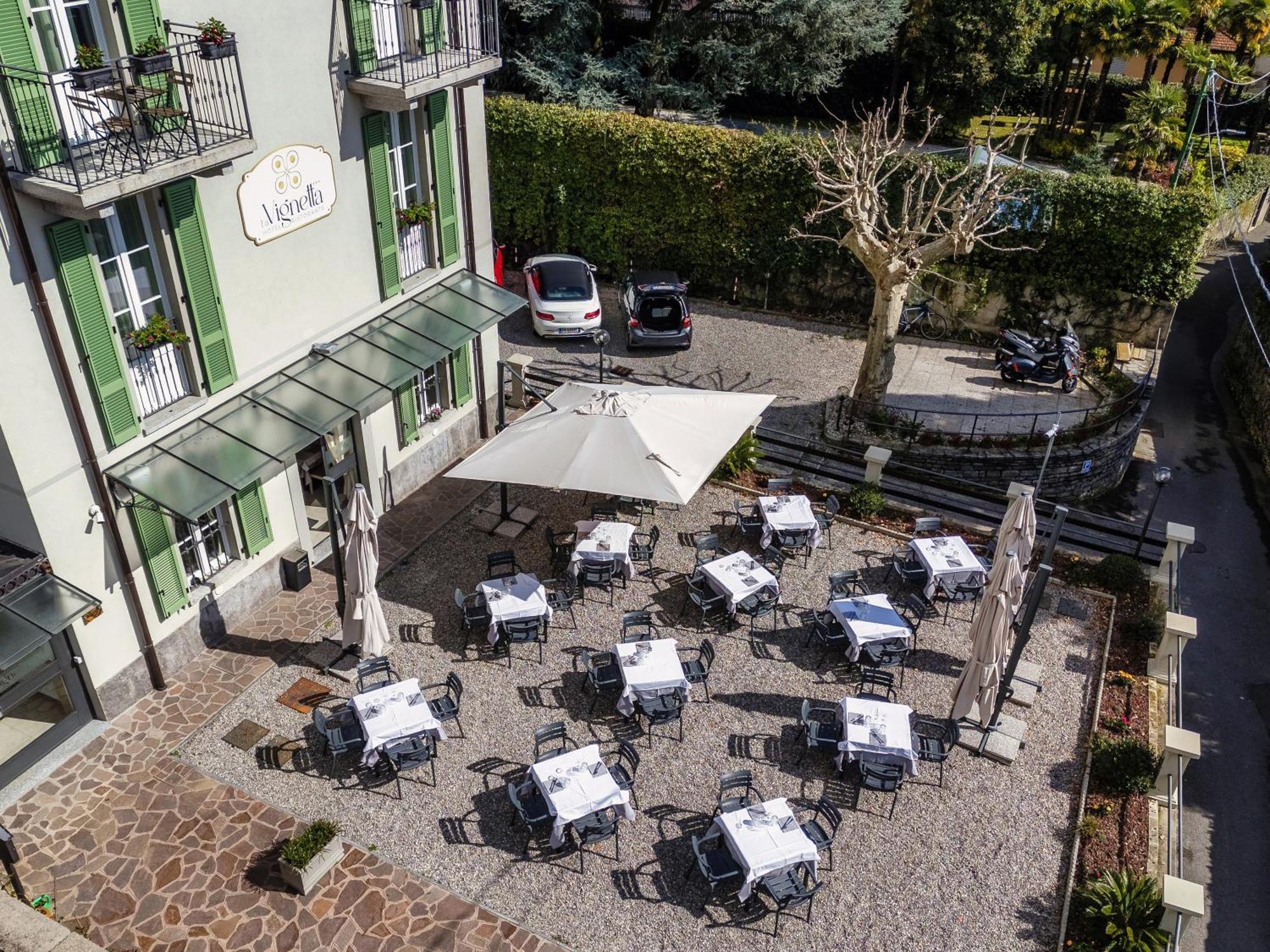 Hotel Ristorante La Vignetta 케르노비오 외부 사진